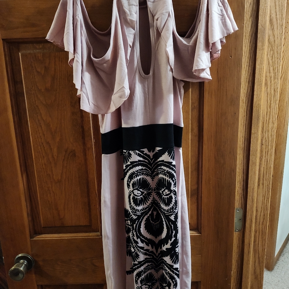 Venus Nip Women's Medium Cold Shoulder Maxi Dress - image 5